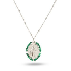 Colgante Virgen Milagrosa con piedras verdes – COL-014