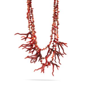 Collar de resina con diseño inspirado en el coral rojo
