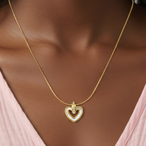 Collar con corazón doble y circonitas