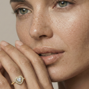 Anillo Corazón cristales